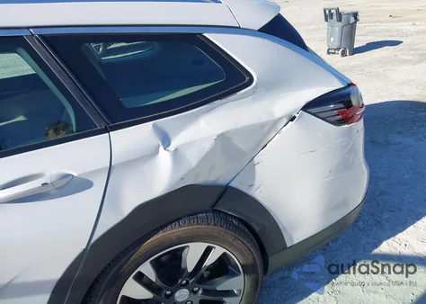 2018 Buick Regal Tourx Essence from USA, damaged, VIN W04GV8SX7J1147138
